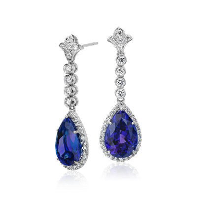 Blue Nile Diamond Hoop Earrings : Braided Hoop Earrings in 18k Italian Yellow Gold (7/8 - Take your style up a notch with the natural decadence of these 18k white gold hoop earrings, showcasing 1 3/4 carats of round diamonds intricately arranged .