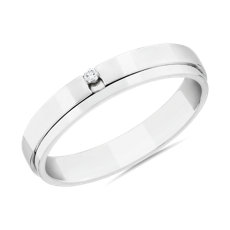 Channel with Round Diamond Female Ring in Platinum