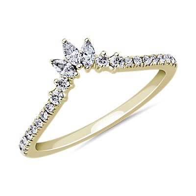 Curved Marquise Accent and Pavé Diamond Ring in 18k Yellow Gold (1/4 ct. tw.)