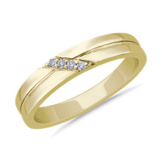 NEW Men's Diagonal Pavé Diamond Grooved Wedding Ring in 14k Yellow Gold (3.6 mm, .05 ct. tw.)