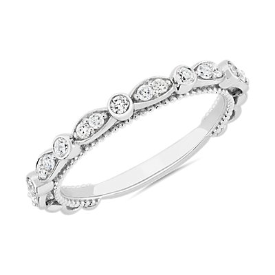 Floral Ellipse Matching Diamond Wedding Ring in 14k White Gold (0.22 ct. tw.)