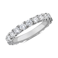 铂金法式密钉钻石永恒结婚戒指（1 1/2 克拉总重量）