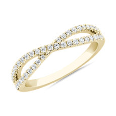 Infinity Twist Diamond Anniversary Ring in 14k Yellow Gold (1/4 ct. tw.)