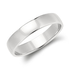 Classic Wedding Ring in Platinum (5mm)
