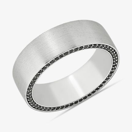 Alianza de bodas clásica con borde de diamantes negros en platino (7 mm)