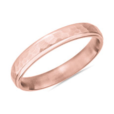 14k 玫瑰金啞光錘擊紋路鑲嵌結婚戒指（4 毫米）