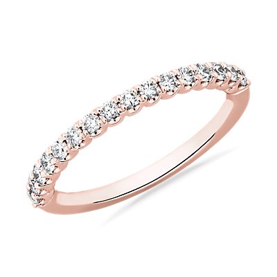 Anillo de aniversario de diamantes Selene en oro rosado de 14 k (1/3 qt. total)