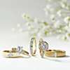 Anillo de bodas con fila doble de diamantes de talla baguette en pavé de ZAC ZAC POSEN en oro amarillo de 14 k (3 mm, 3/8 ct total)