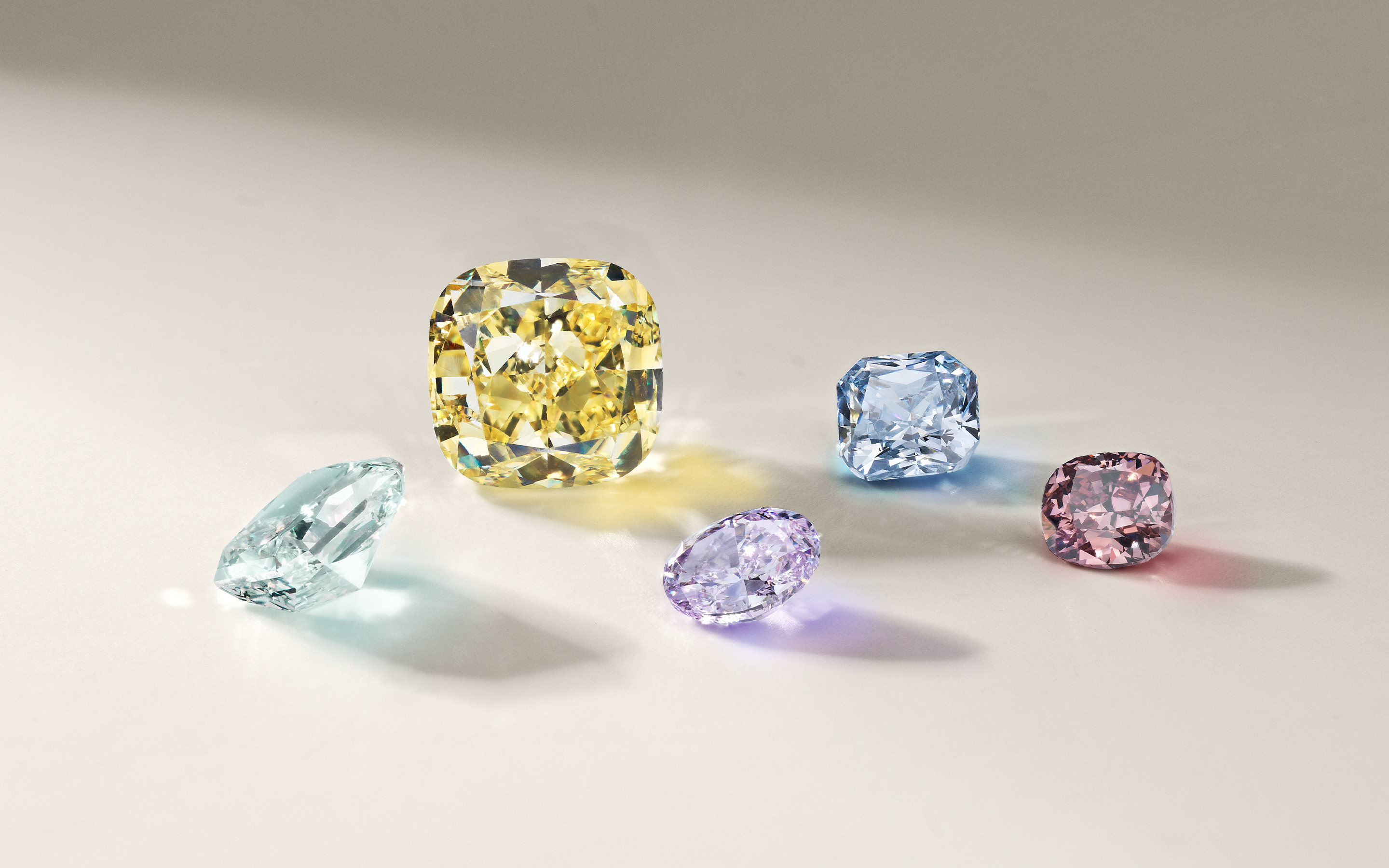 Mediana Apto Irradiar Diamantes sueltos Comprar diamantes certificados en línea | Blue Nile ES