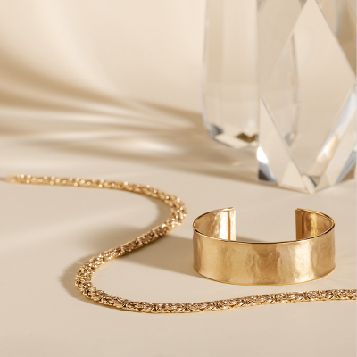 Make A Statement At The Annual Holiday Party!
