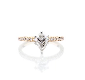 14k 黃金法式密釘鑽石訂婚戒指（1/4 克拉總重量）