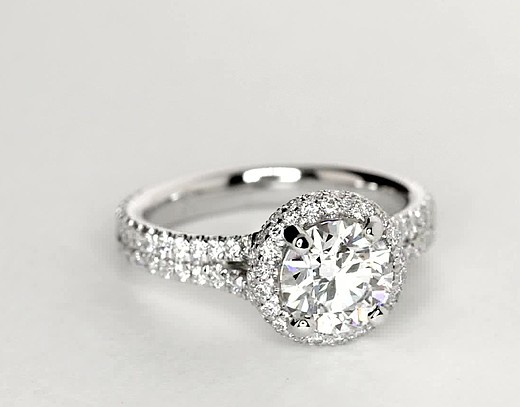 Blue Nile Studio Cambridge Halo Diamond Engagement Ring in Platinum (1/ ...