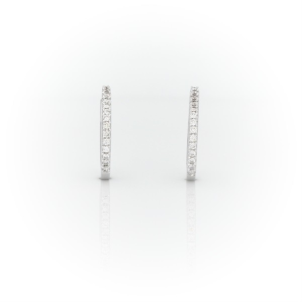 Aretes pequeños tipo argolla con diamantes en oro blanco de 14 k (1/10 qt. total)