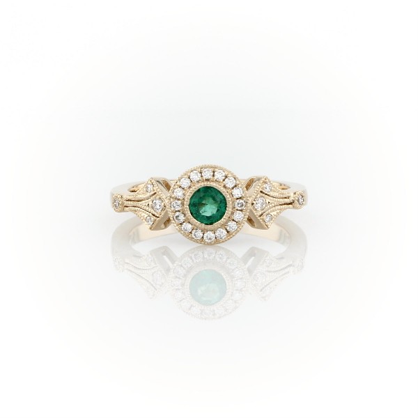 Emerald and Diamond Halo Vintage-Inspired Milgrain Ring in 14k Yellow Gold (4mm)
