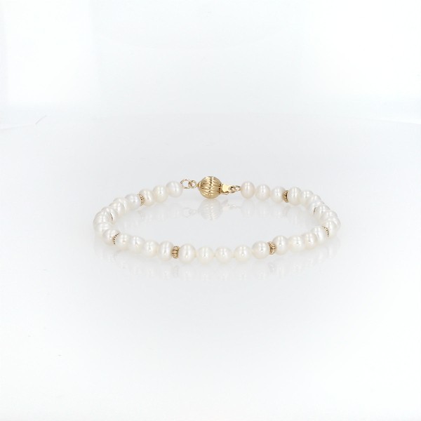 Freshwater Cultured Pearl Bracelet with Separators in 14k Yellow Gold (4.0-4.5mm)