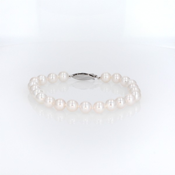 Brazalete clásico de perlas cultivadas de Akoya en oro blanco de 18 k (6,5-7,0 mm)