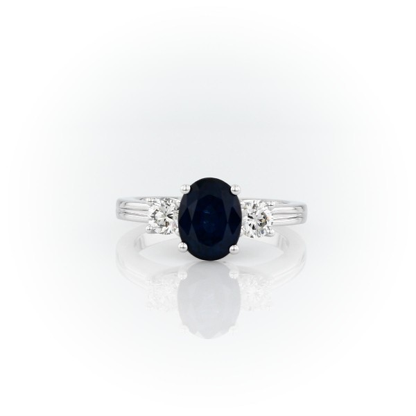 Sapphire and Diamond Ring in 18k White Gold (8x6mm)
